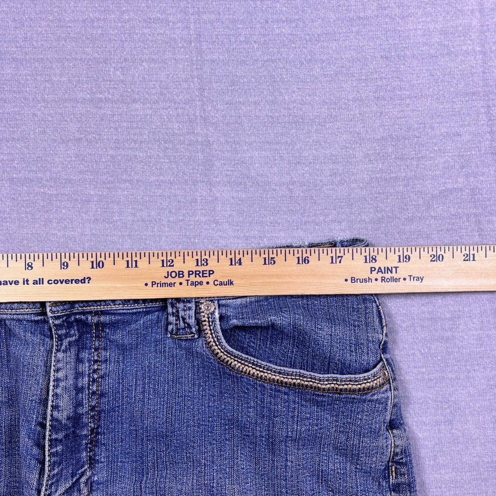 Faded Glory Stretch Zipper Pocket Mid Rise Denim Jean Shorts Womens 18 Denim - Picture 6 of 11